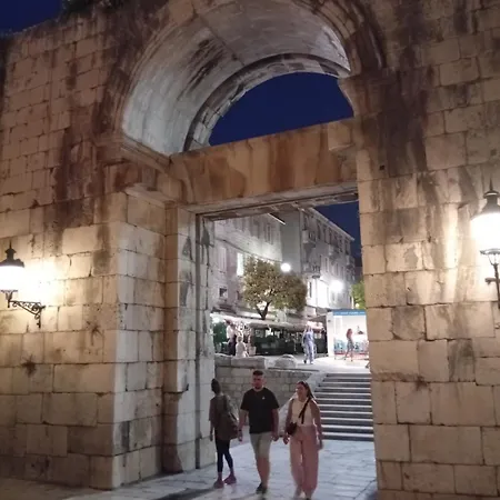 Hotel Maria 4*